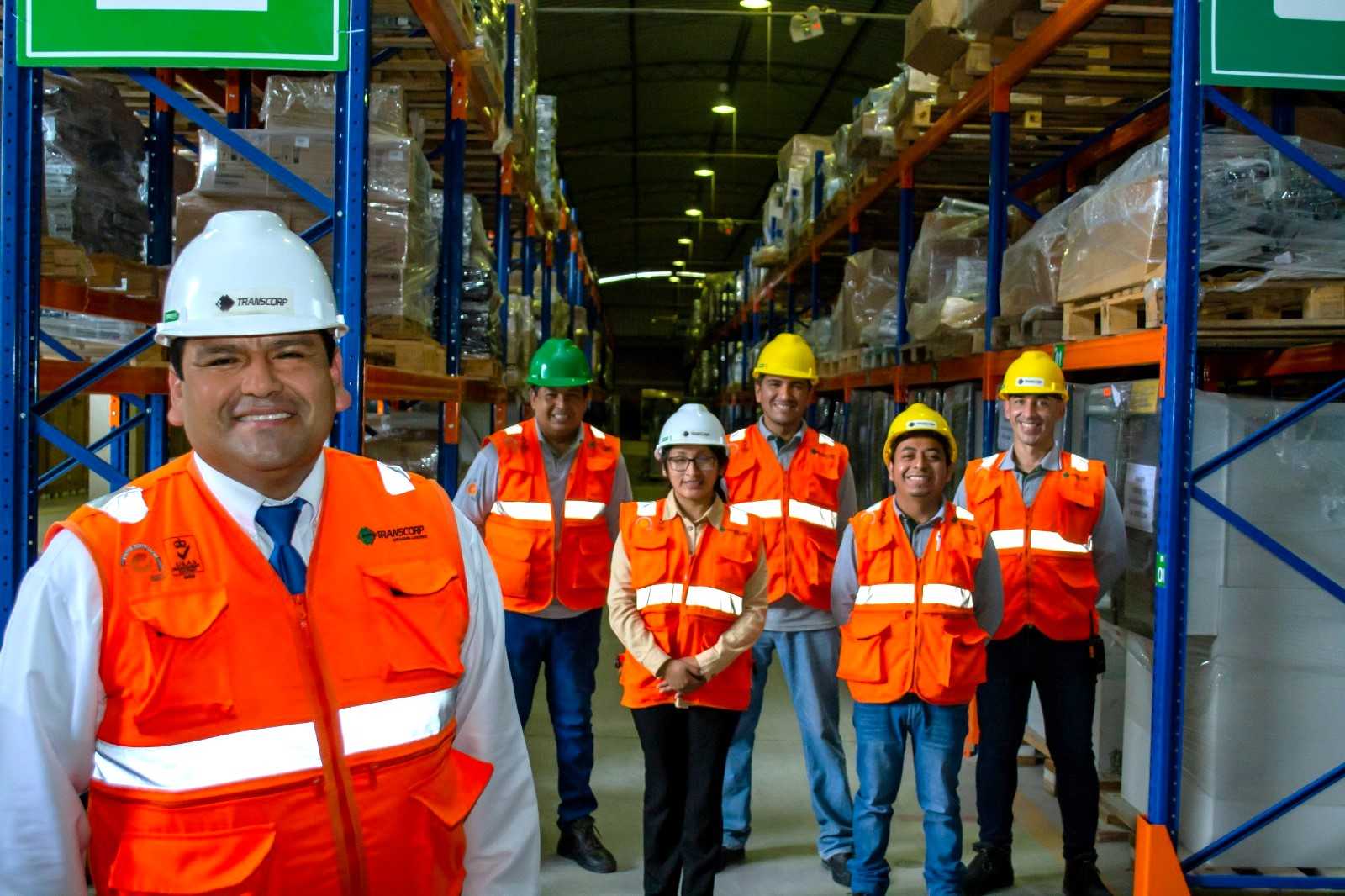 trabaja con nosotros